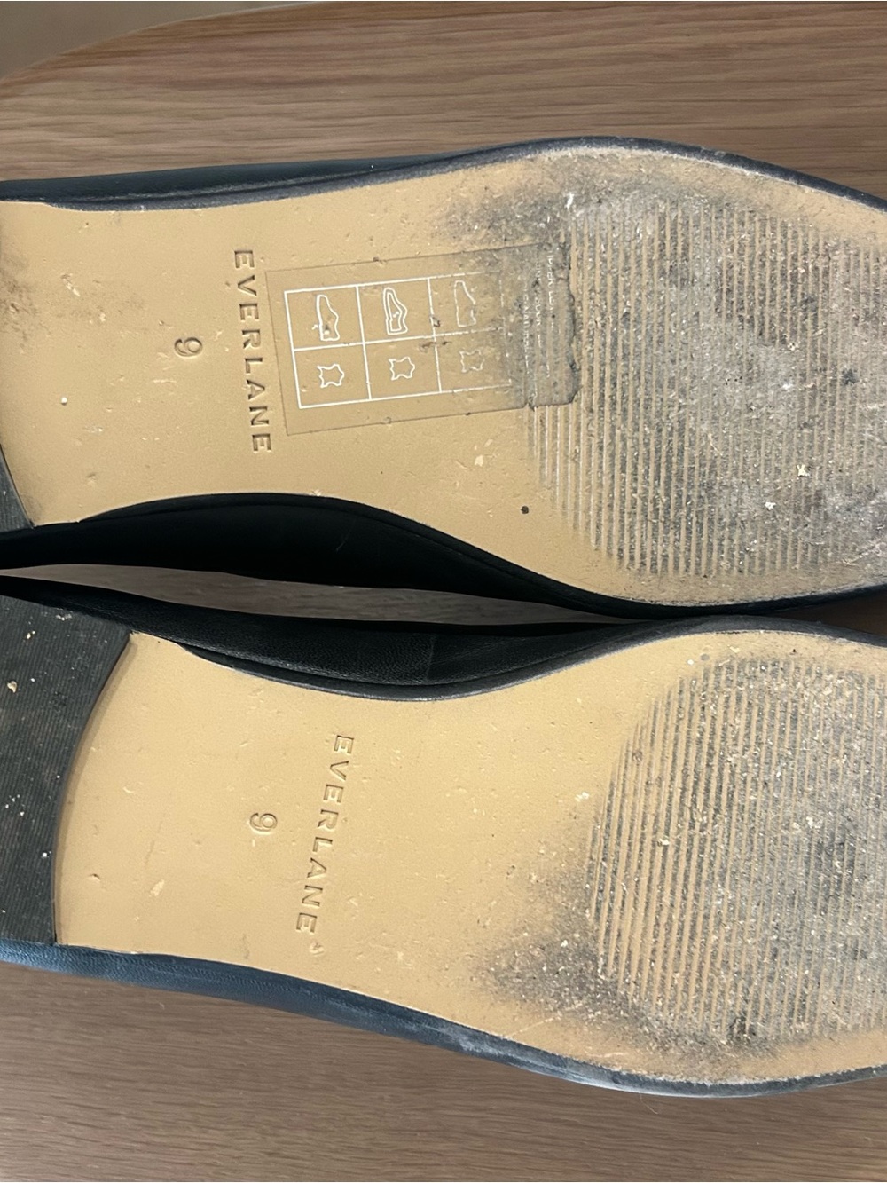 Everlane Black Leather Slip-On Loafers - Picture 9 of 9